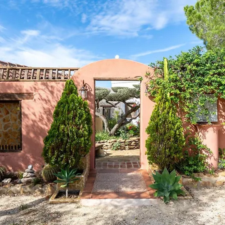 Casa Arbol